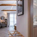 Stunning Korcula 4 Bedrooms Waterfront Dream Cinema Žrnovo