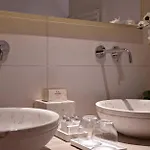 Stunning Korcula 4 Bedrooms Waterfront Dream Cinema