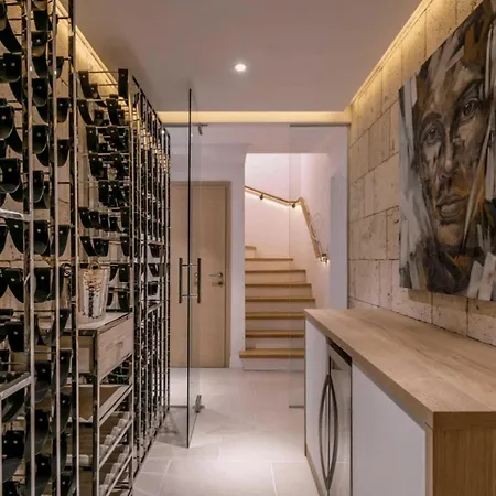 Villa Stunning Korcula 4 Bedrooms Waterfront Dream Cinema *