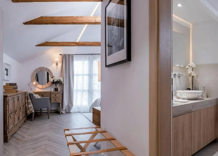 Stunning Korcula 4 Bedrooms Waterfront Dream Cinema Žrnovo