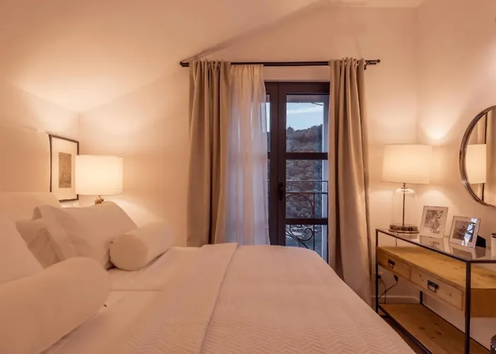 Stunning Korcula 4 Bedrooms Waterfront Dream Cinema